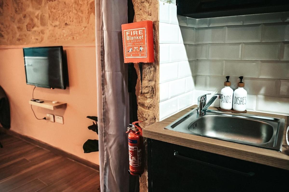 Ziffa Ta' Rih - A Cosy In Wi-fi And Netflix *