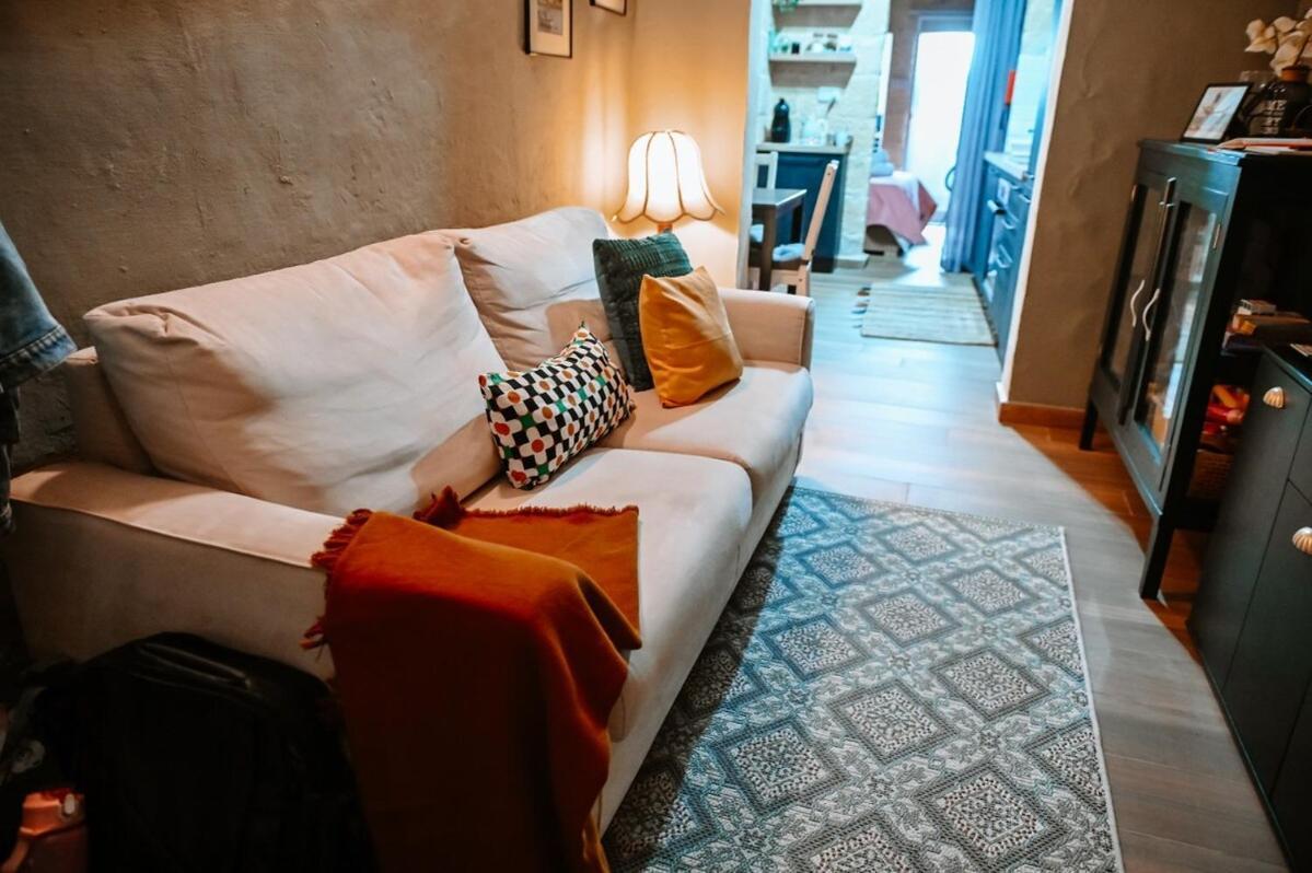Ziffa Ta' Rih - A Cosy In Wi-fi And Netflix Apartamento Senglea